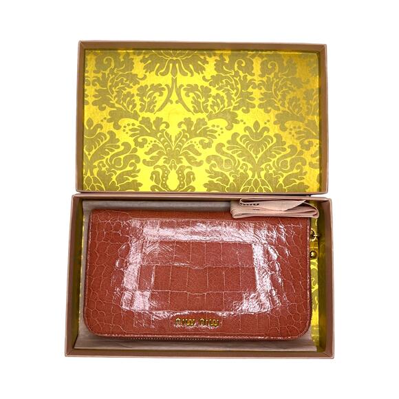 Miu Miu Croc Embossed Leather Zip Around Wallet Blush Pink Box Made In Italy - Picture 4 of 16